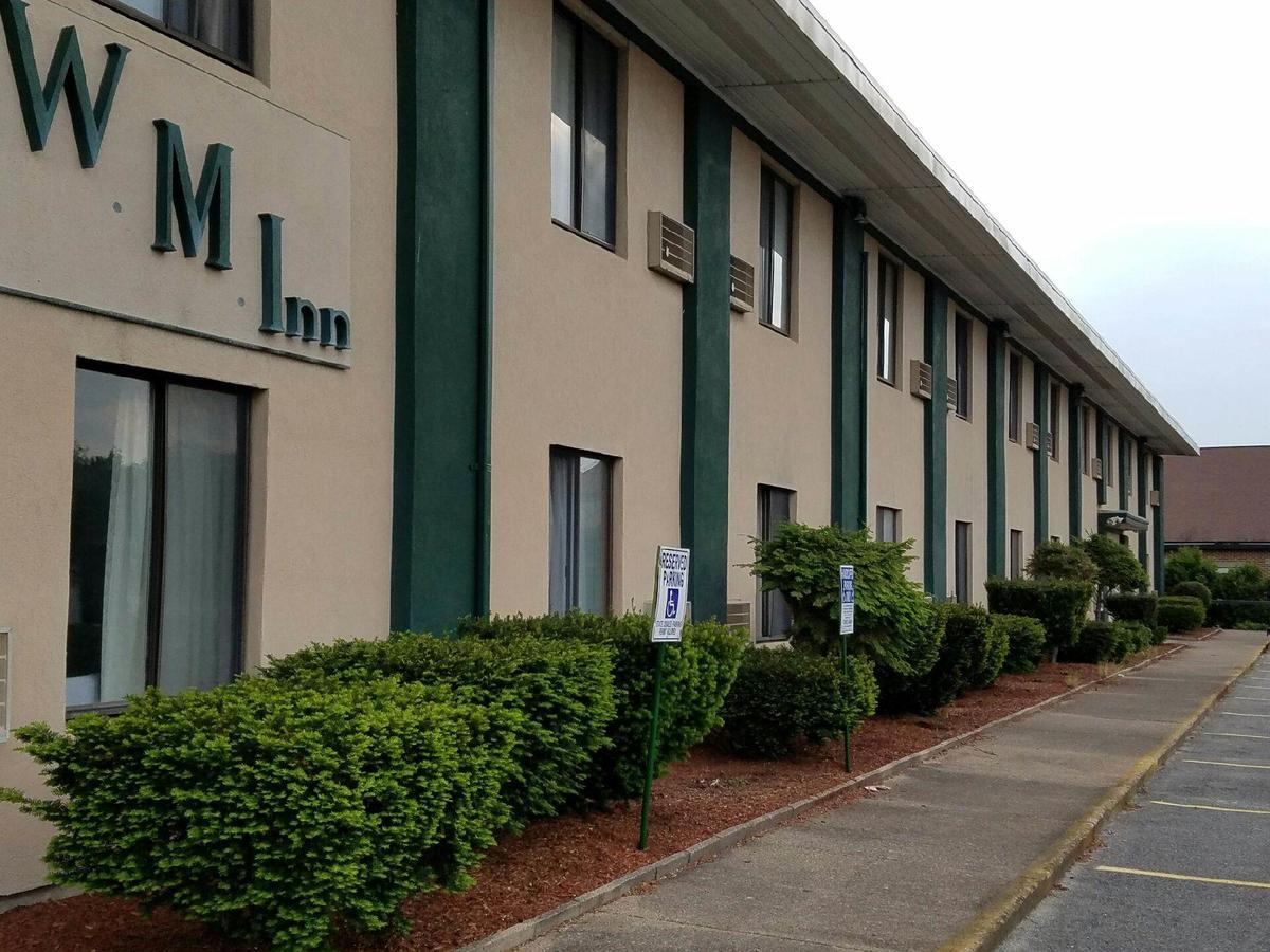 Woonsocket Motor Inn Eksteriør billede