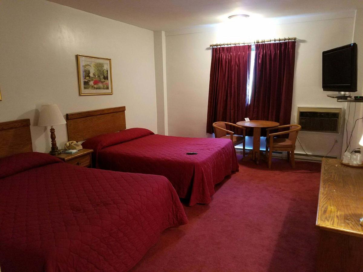 Woonsocket Motor Inn Eksteriør billede